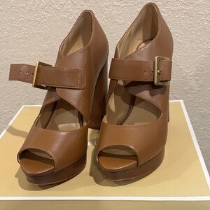 Elegant Brown Peep-Toe Heels